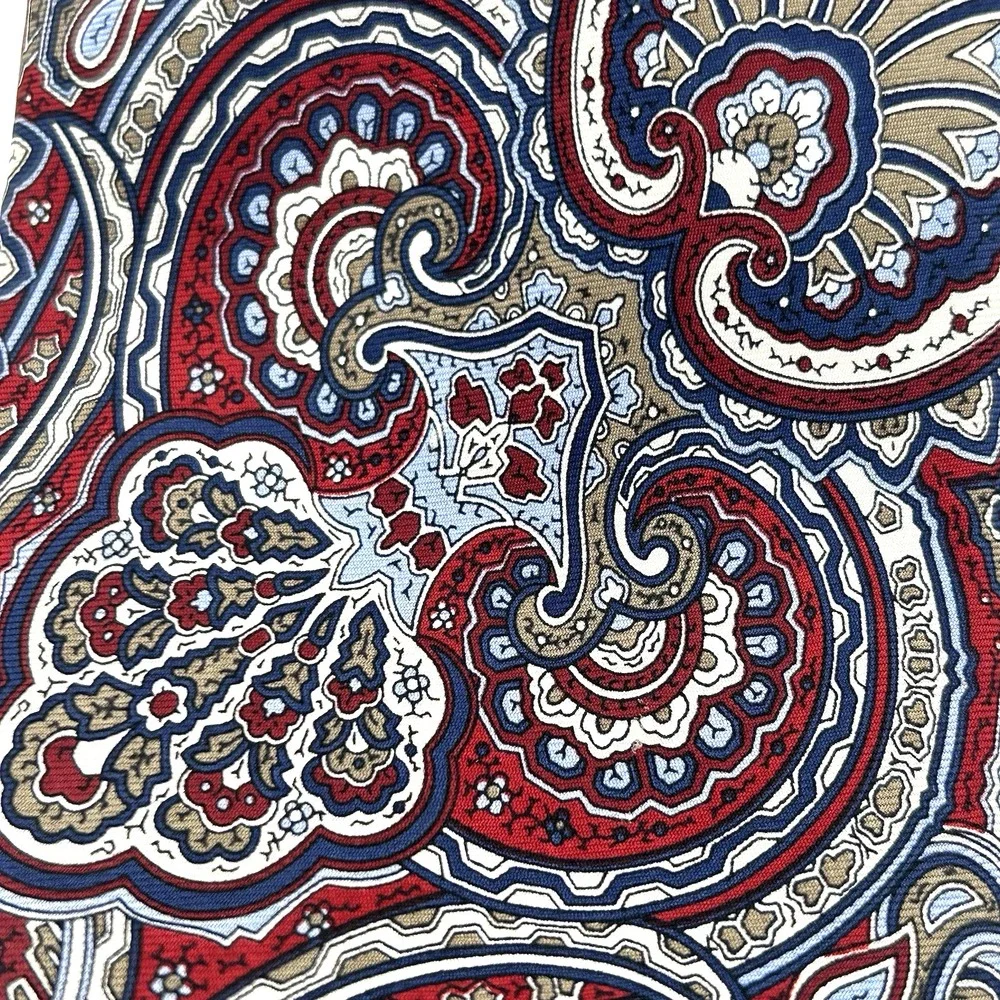 Chaps 100% Silk Hand Made Men's Neck Tie Maroon Blue Paisley 3.5 Width 58 Length